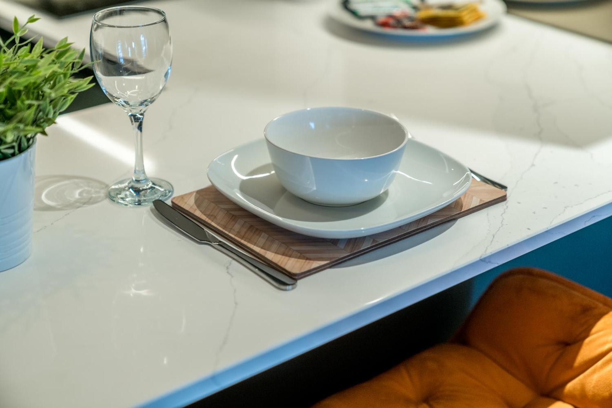 Skyvillion - Cozy Large 4 & 1 Bed Apartments In London Enfield, Mins To Tube Station, Free Wi-Fi Экстерьер фото